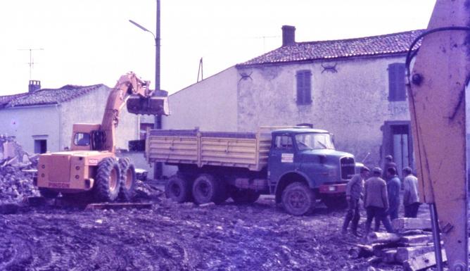 04 demolition puydrouard 1977