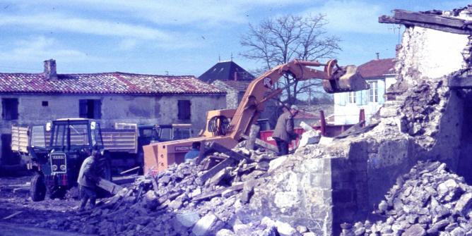 12 demolition puydrouard 1977